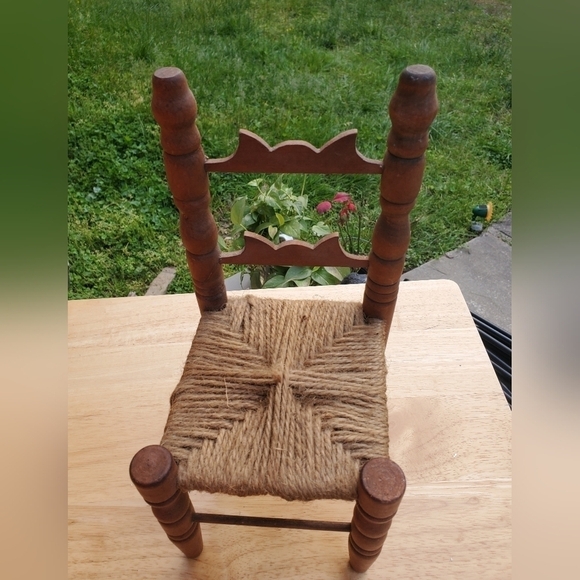 Rare Vintage Wood Ladder Back Quilted nest Seat Doll Teddy Bear Chair. - Picture 6 of 13